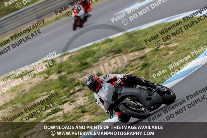 estoril;event digital images;motorbikes;no limits;peter wileman photography;portugal;trackday;trackday digital images